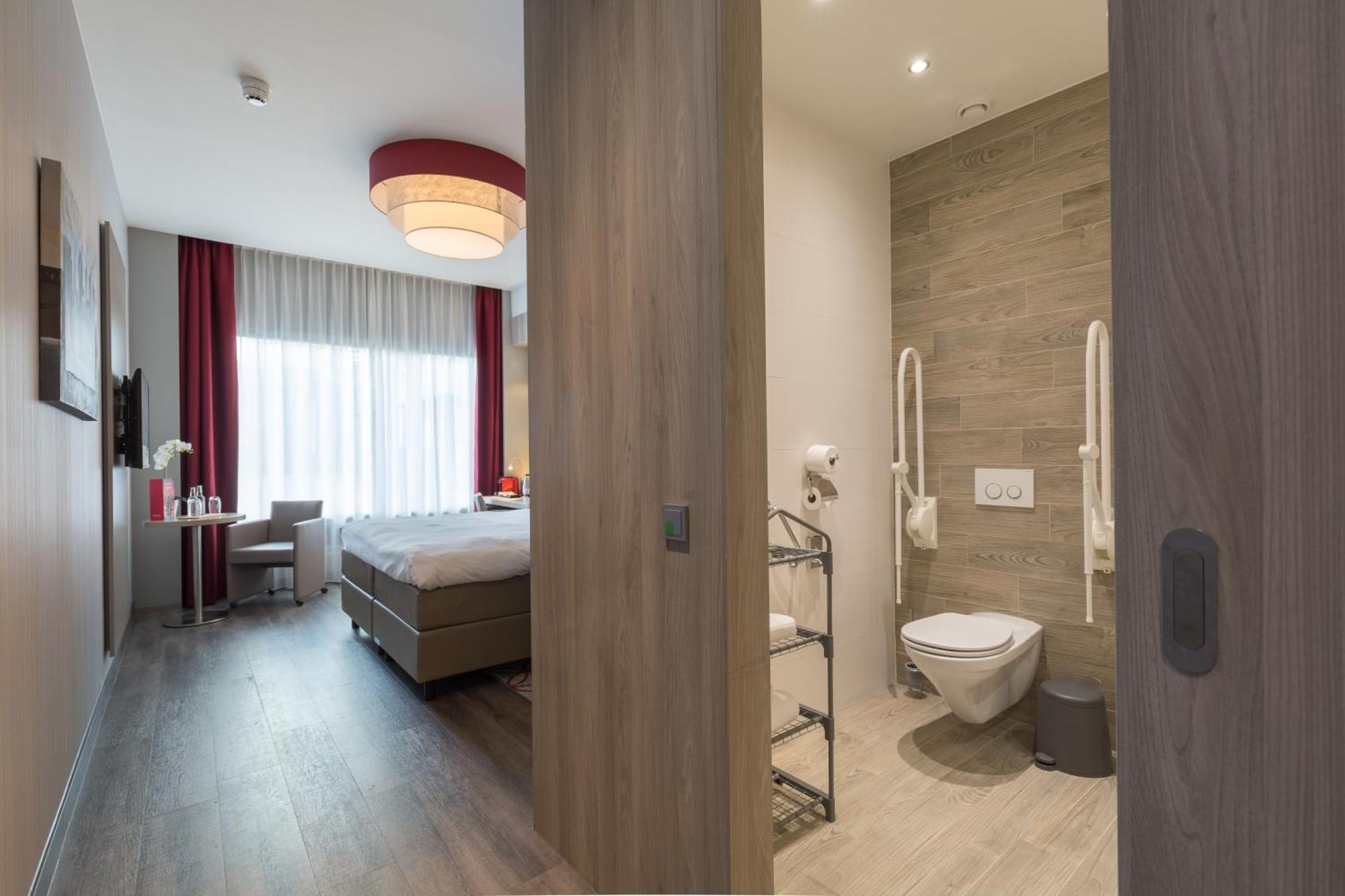 Ramada Scheveningen Hotel-restaurant Hotel 3*