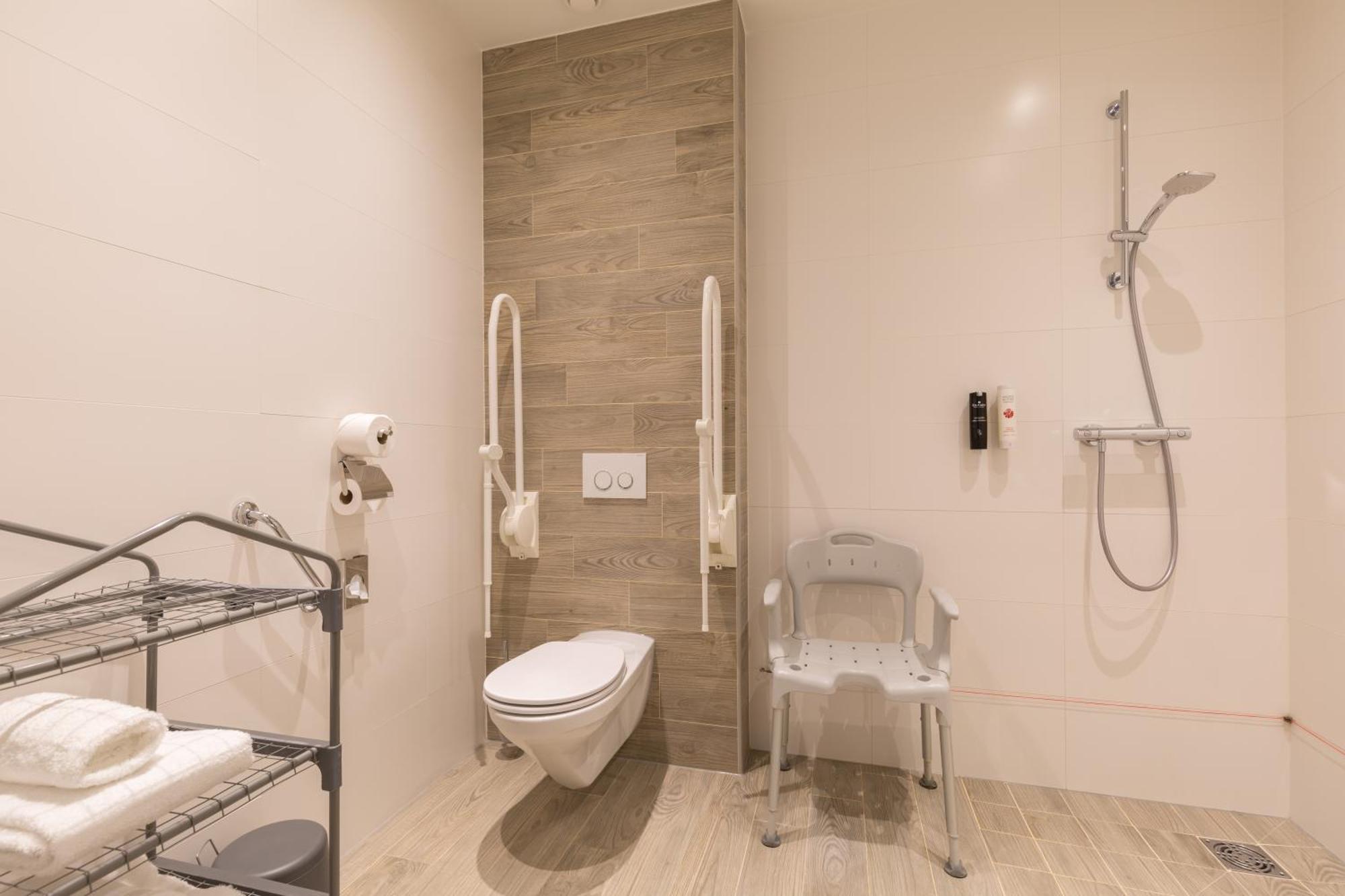 Ramada Scheveningen 3*