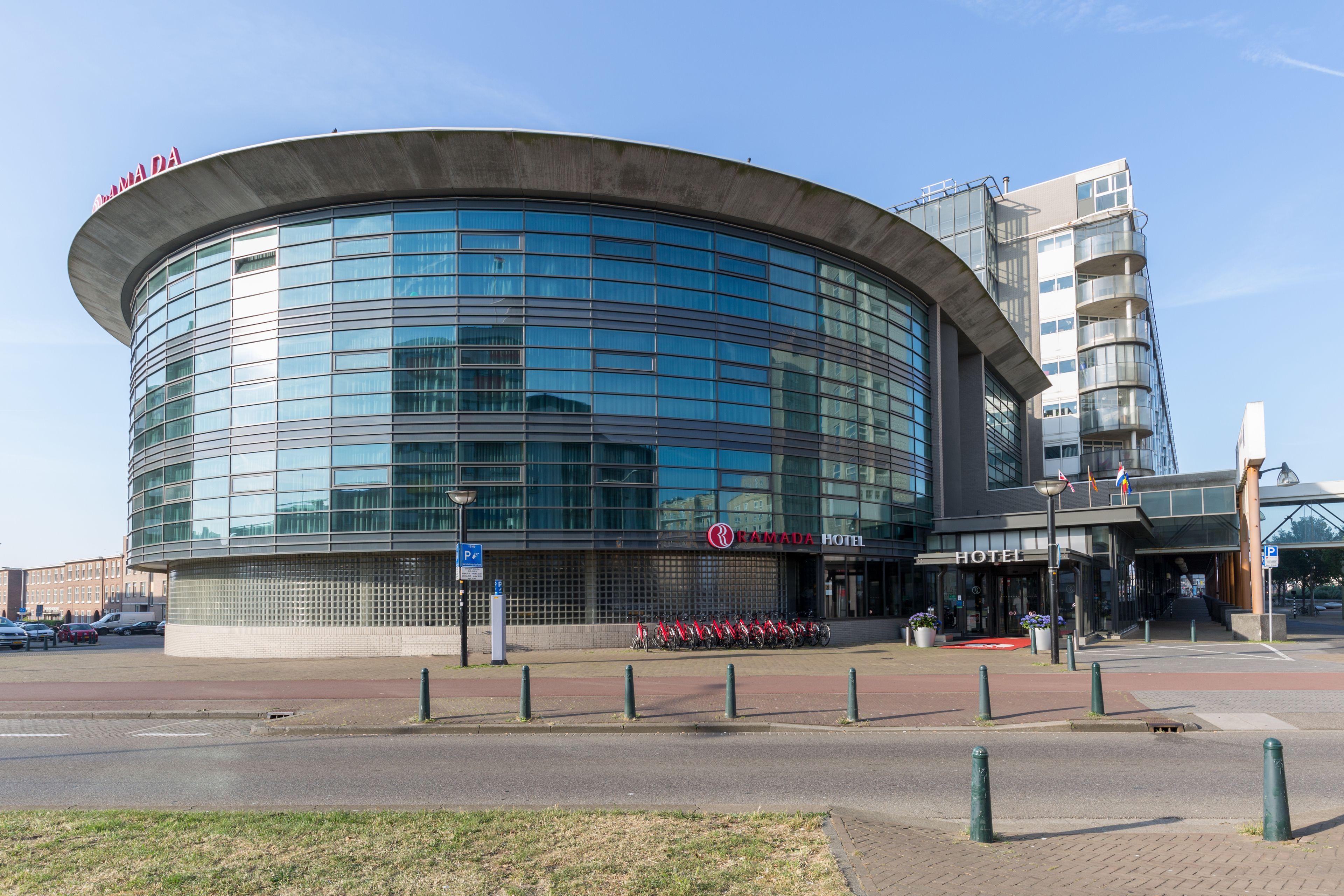 Ramada Scheveningen 3*
